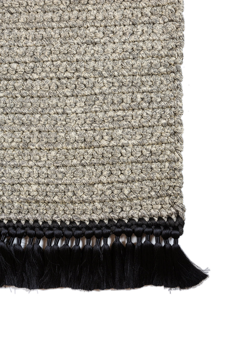 Sand Black Medium Thick Rug